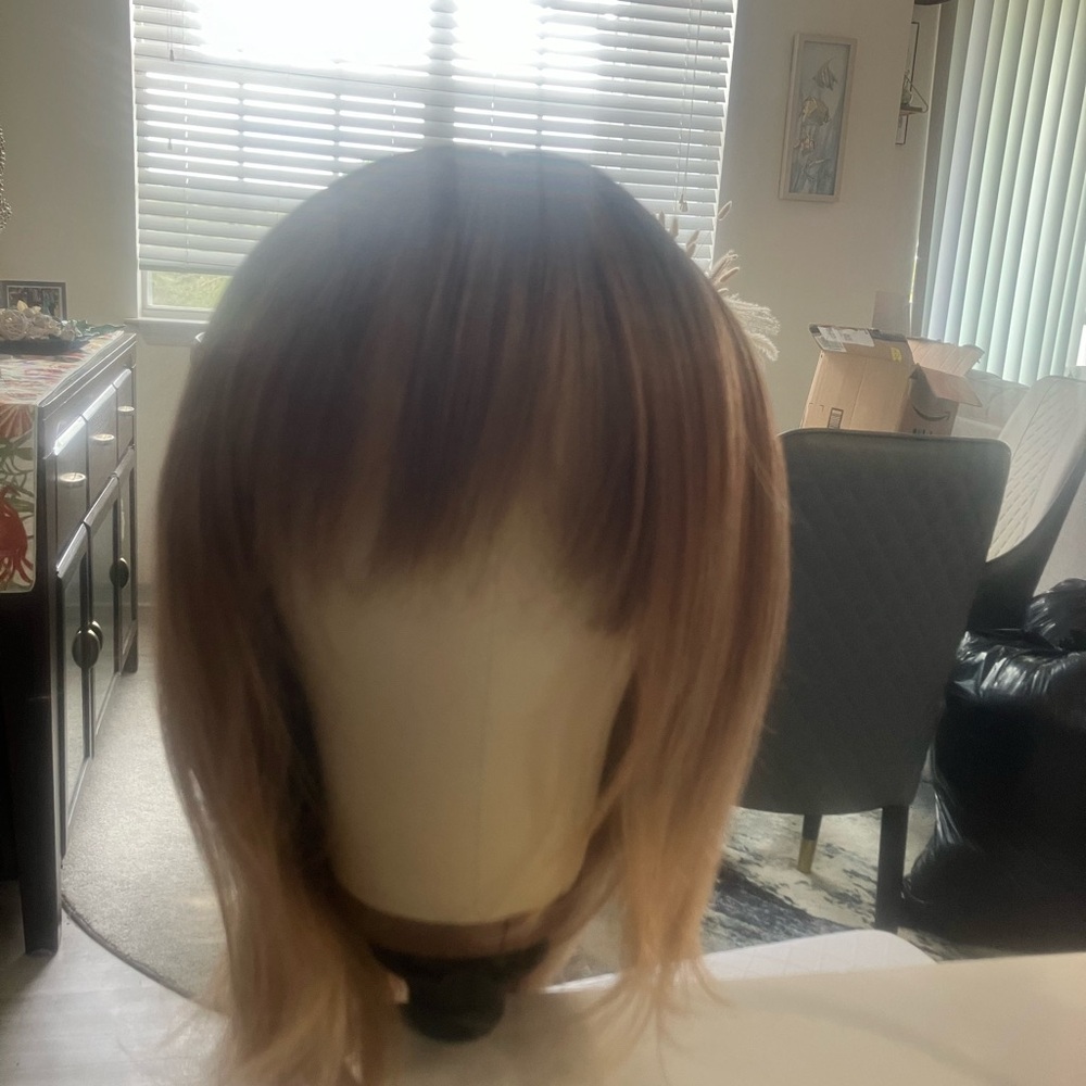 Dark blonde wig